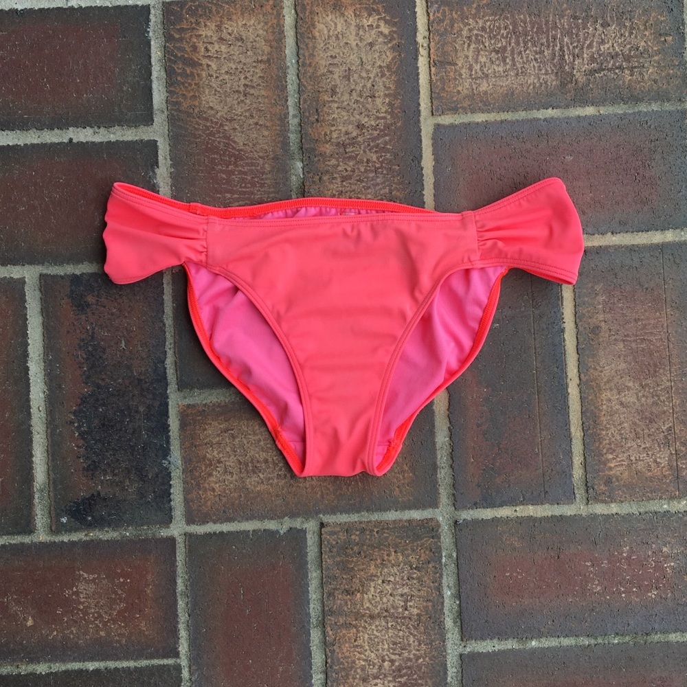 PINK Victoria’s Secret bikini bottoms